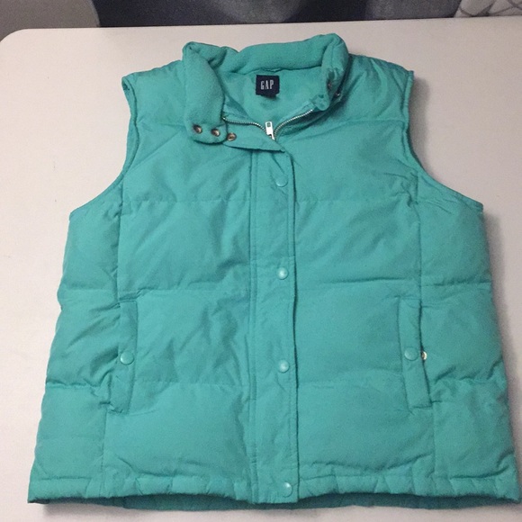 GAP Jackets & Blazers - Gap puffer vest size Medium